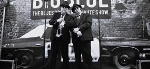 Big Blue mit Bluesmobile